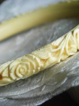 薔薇のバングル アイボリー