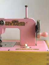 ＴＯＹミシン　ピンク