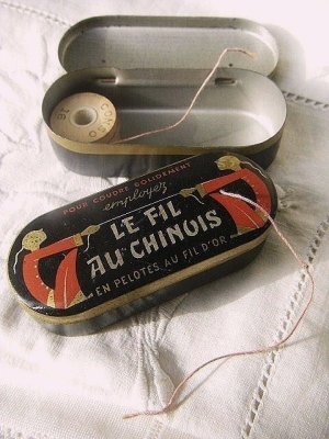 画像2: フランスの古いスレッド缶　Le fil au chinois 