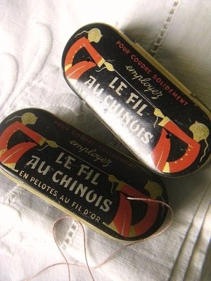 画像1: フランスの古いスレッド缶　Le fil au chinois 