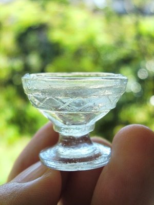 画像1: ミニチュア　ガラスのカップ