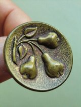 ひと枝　洋梨　アンティークボタン