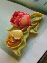 チューリップ ブローチ　セルロイド