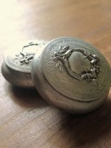 LAST ONE！　小さなアルミケース　フランスのヴィンテージ　ピルボックス