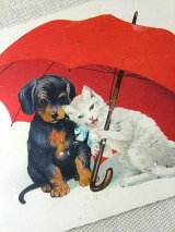 傘の下の２ひき　アンティーク　絵葉書　ヴィンテージのポストカード