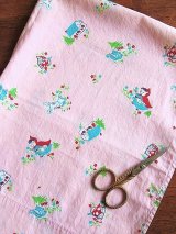 コットン生地　　赤ずきんちゃん　ヴィンテージファブリック　