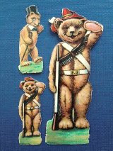 古い時代のテディベアのクロモス　