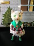 スカートはいた白猫さん　ドイツ　WAGNER社　kunstlerschutz