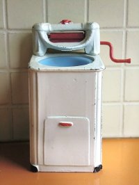 洗濯機　ヴィンテージ　メタルのおもちゃ　ミニチュア