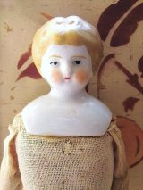 ブロンドヘアのチャイナショルダードール 　ドイツ　アンティーク　　チャイナヘッド　