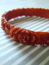 薔薇のバングル　セルロイド　キャラメル色　