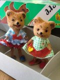 チェックのワンピース　くまの女の子　ドイツ　WAGNER社
