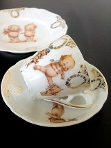 古い子供用ティーセットより　キューピーのカップ＆ソーサー　ローズオニール　