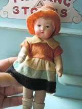 フエルトドレスの女の子　古い時代のクロスドール　ドイツ