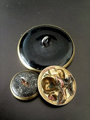 画像2: 洋ナシモチーフ　アンティーク　メタルボタン　3個セット