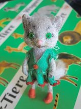 スカートはいた灰色ねこさん　ドイツ　 ワグナー社　