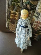 アンティーク　ペグドール　２９ｃｍ　人形の家　花柄ドレス　