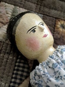 他の写真2: アンティーク　ペグドール　２９ｃｍ　人形の家　花柄ドレス　