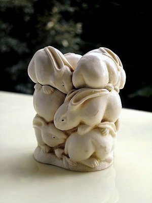 画像6: ウサギがいっぱい　ジュエリーボックス　アイボリーカラー