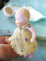 オールビスクの小さなベビー　ドイツ　HERTWIG