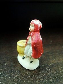 他の写真3: 赤ずきんちゃんのキャンドルスタンド　ミニチュアのろうそく立て　　