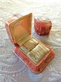リングボックス　コーラルカラーのセルロイド　指輪ケース　４．