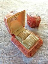 リングボックス　コーラルカラーのセルロイド　指輪ケース　４．