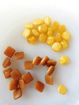 ミニチュアボタン　６個セット　ヴィンテージ　ドール用サイズ