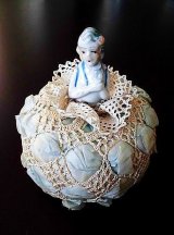 ピンクッション　アールデコ　ハーフドール　針山