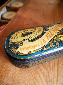 他の写真3: 糸入れの缶　フレンチアンティーク　古い時代の小さなブリキ缶