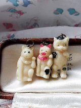 招き猫　ジャパンセルロイド　チャームのセット　アイボリー　
