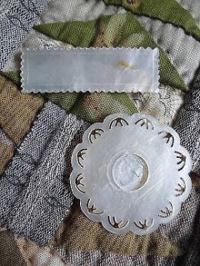 他の写真1: 貝細工　マザーオブパール　ヴィクトリアン ２枚セット