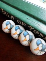 ピーターラビットと仲間たち　ボタン　　