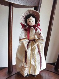 ドレス姿のペグドール　２４ｃｍ　イギリス　人形の家　オランダ人形　