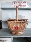 小さな蓋つきバスケット　ドール用もち手つきカゴ　フランス　パニエ