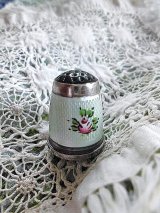 シルバーシンブル　薔薇のエナメル　1．