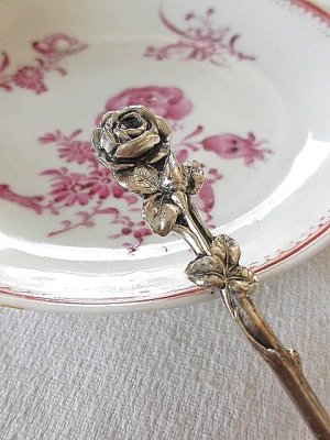 画像1: 薔薇のシルバースプーン　純銀　ドイツ　ヒルデスハイムローズ 　