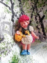 赤ずきんちゃん　ニットドレス　ドイツ　ミニチュア　４，５ｃｍ　オールビスクドール
