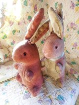 ベルベットうさぎ　背中をピンと立てたラビット　レトロなぬいぐるみ　２体セット　