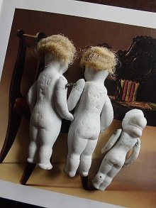 他の写真3: 白い肌のミニチュアドール　フローズンシャーロット　人形遊び　１９世紀　　　　　　