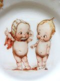 キューピーのプレート　絵皿　１３cm　★ローズオニール　ドイツ　アンティーク　１．