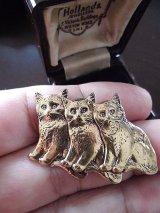 猫さん３びき　ヴィンテージブローチ