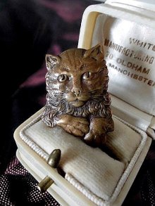 他の写真3: ヴィクトリアンキャット　真鍮色の猫　ブローチ　ピン　