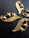  デコレーション　メタルパーツ　ブラス　すずらん　　