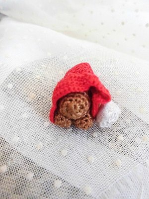 画像4: 赤ずきんちゃんになったベア　ハンドニットの編みぐるみ　ミニチュアサイズ