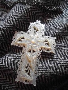 他の写真3: 美しい貝細工　マザーオブパール　ベツレヘムパール　大きいサイズ　十字架　ハンドカーヴィング