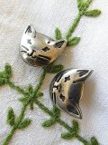 キャットフェイス　おとぼけにゃんこ　猫のピューターボタン