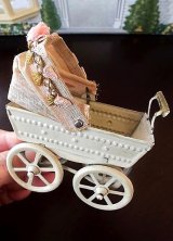 乳母車　人形遊び　１９世紀　アンティーク　ドールハウス　　　　　