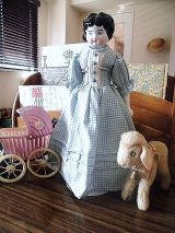 ブルードレスのチャイナヘッドドール　ジャーマンアンティーク　