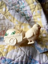ひよこのお荷物　イースター   セルロイドトイ 